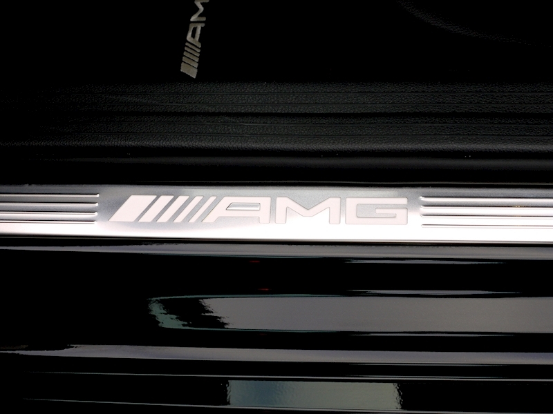 Mercedes-Benz AMG A45 4MATIC - Large 8