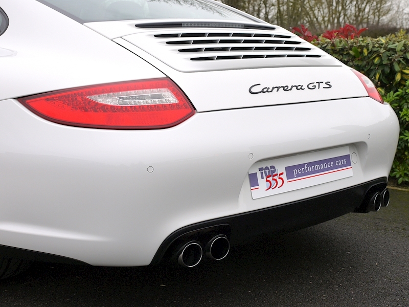 Porsche 911 Carrera (997.2) GTS 3.8 Manual - Large 5