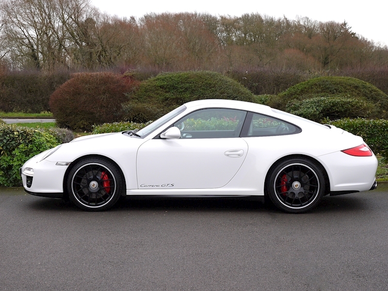 Porsche 911 Carrera (997.2) GTS 3.8 Manual - Large 2