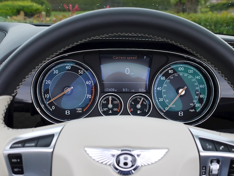 Bentley Continental GTC Speed 6.0 W12 - Large 32
