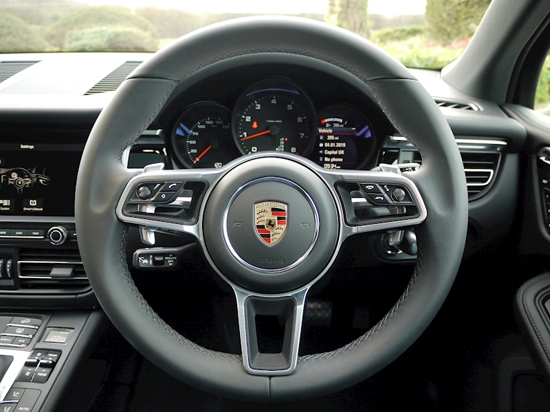 Porsche MACAN 2.0 PDK - New Model - Large 20