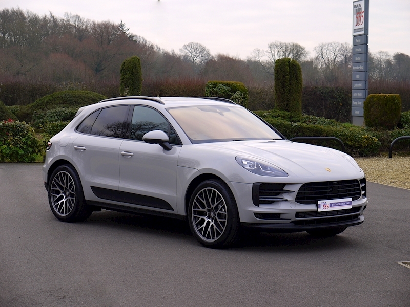 Porsche MACAN 2.0 PDK - New Model - Large 24