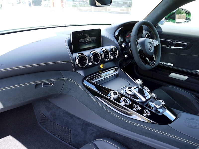 Mercedes-Benz AMG GT R (Premium) 4.0 Coupe - Large 7