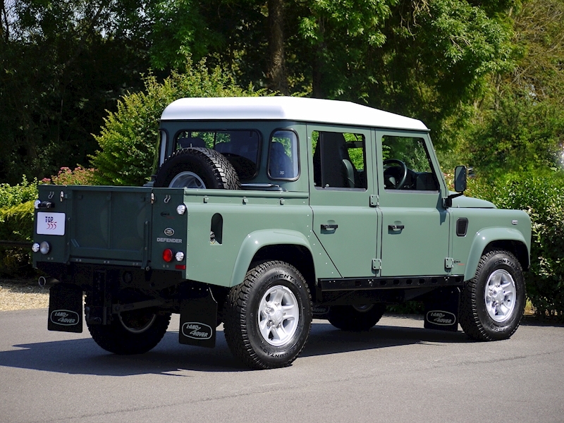 Land Rover Defender 110 XS 2.2D Crew-Cab Pickup - Large 6