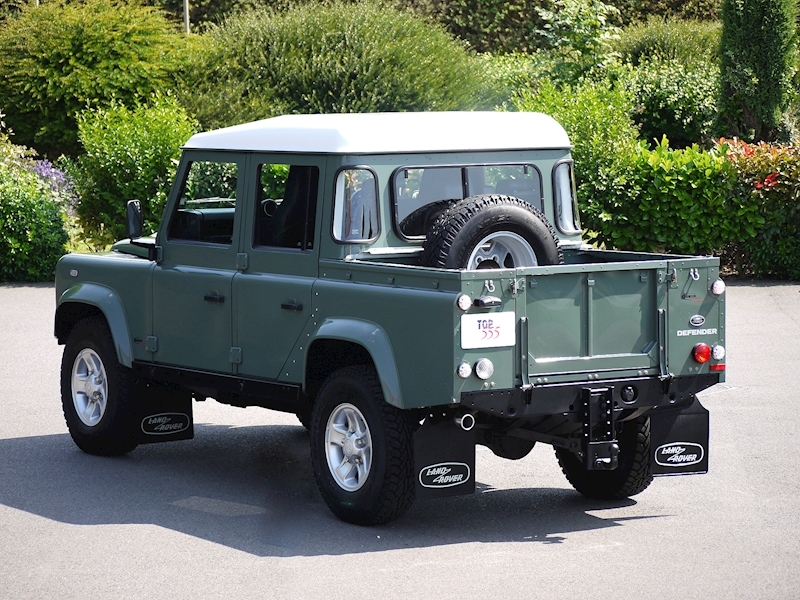 Land Rover Defender 110 XS 2.2D Crew-Cab Pickup - Large 23