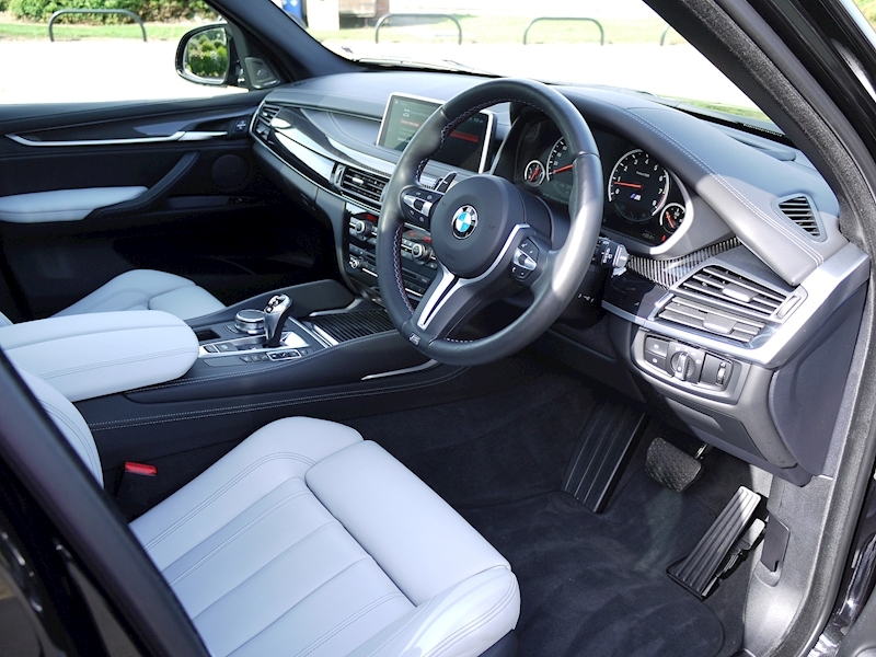 BMW X5M 4.4 Bi-Turbo - Large 1