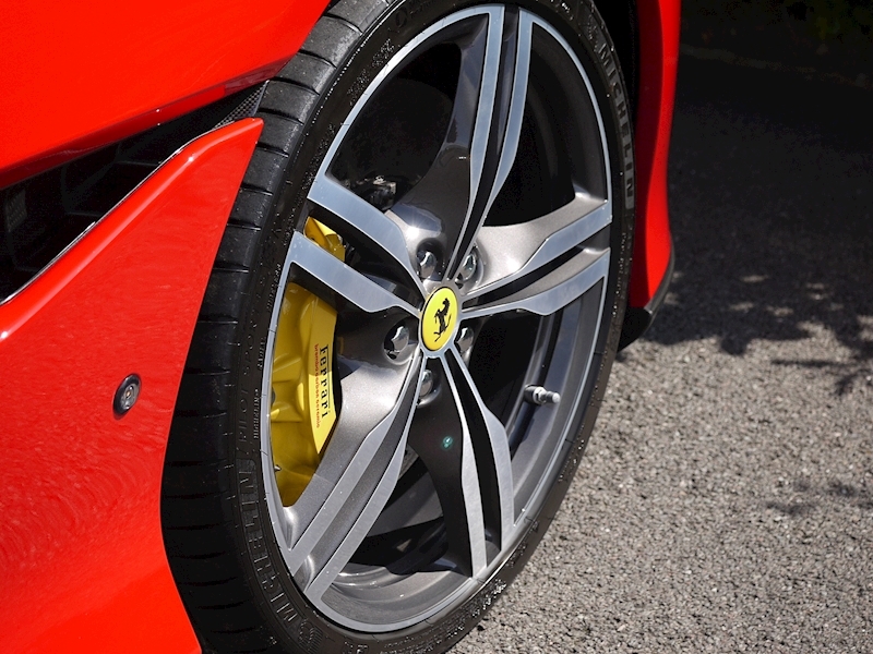 Ferrari Portofino 3.9 V8 - Large 16