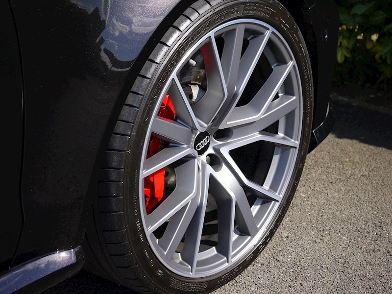 Audi RS6 Performance 4.0 TFSI Quattro - Large 14