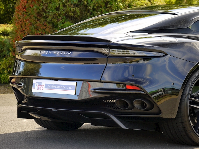 Aston Martin DBS Superleggera - Large 14