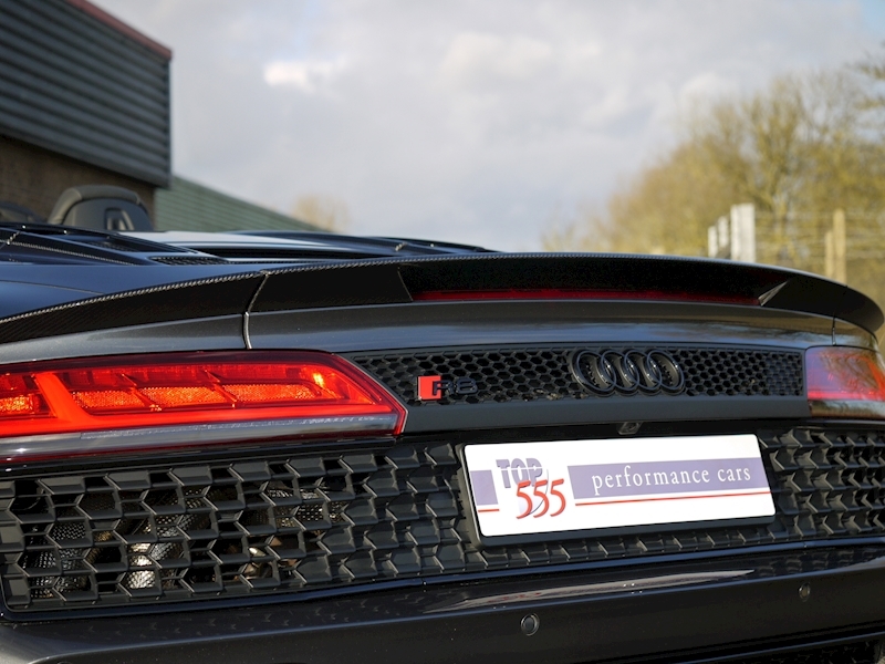 Audi R8 V10 Spyder Performance Carbon Black Edition - Large 25