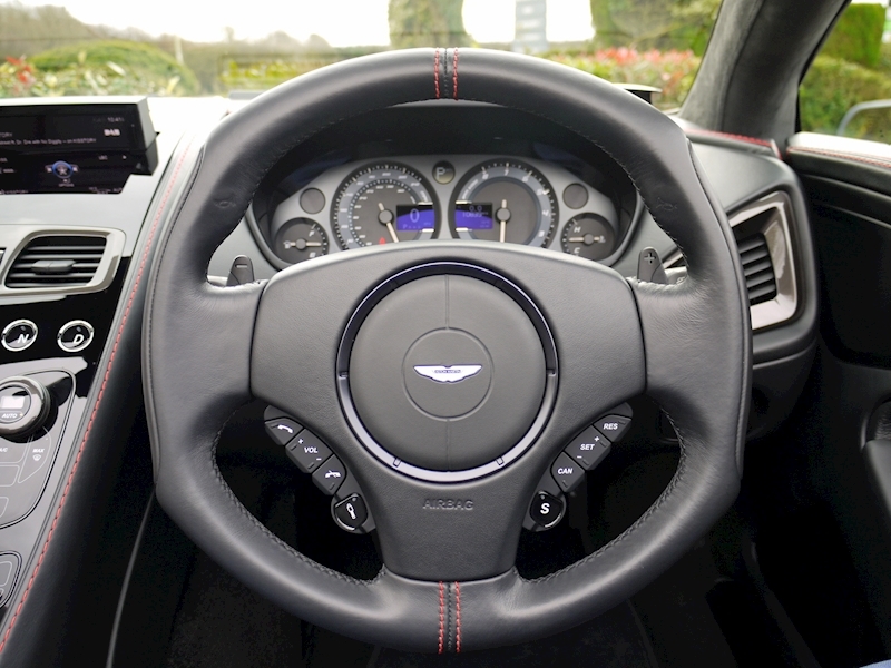 Aston Martin Vanquish Volante 6.0 V12 Touchtronic 3 - Large 31