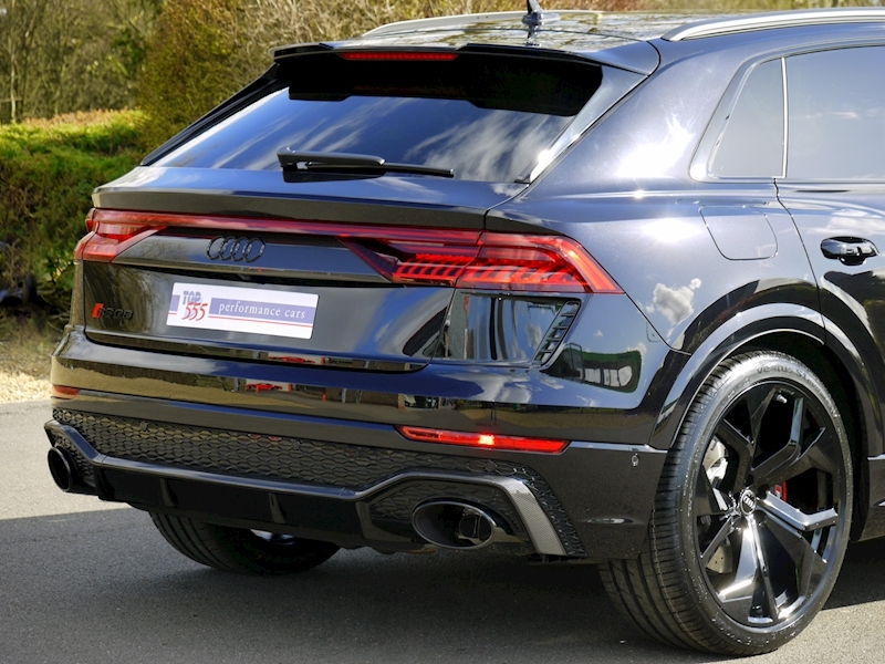 Audi RSQ8 4.0 V8 - Carbon Black Edition - Large 17