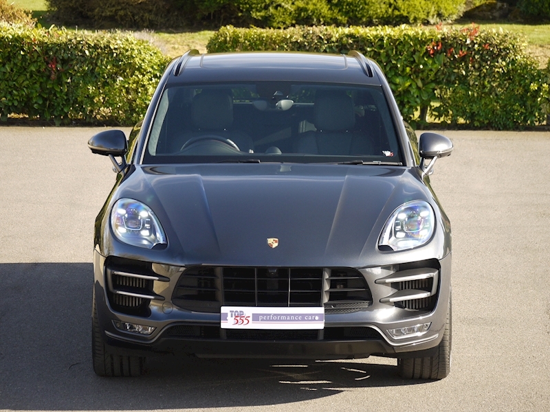 Porsche Macan Turbo with Performance Package 3.6 PDK - Large 22