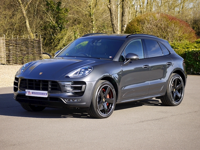 Porsche Macan Turbo with Performance Package 3.6 PDK - Large 23