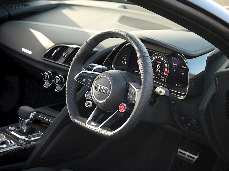 Audi R8 V10 Spyder Performance Carbon Black Edition - Large 2