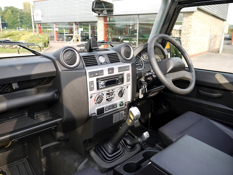 Land Rover Defender 90 SVX Soft Top - 60th Anniversary Edition - Large 9