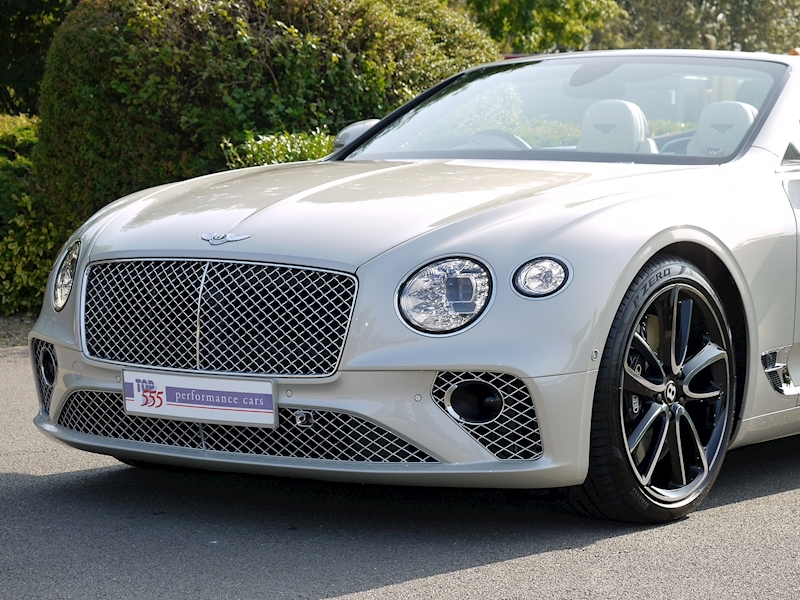 Bentley Continental GTC Mulliner W12 - Large 28