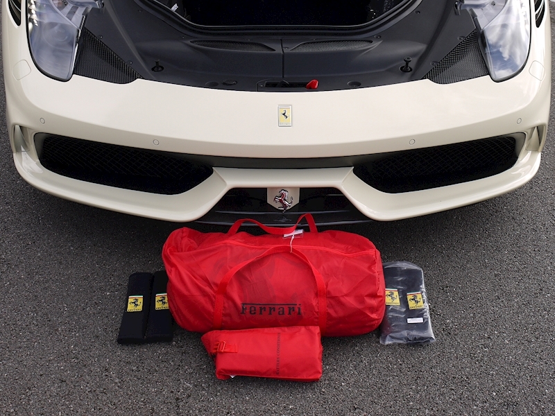 Ferrari 458 Speciale - Large 18