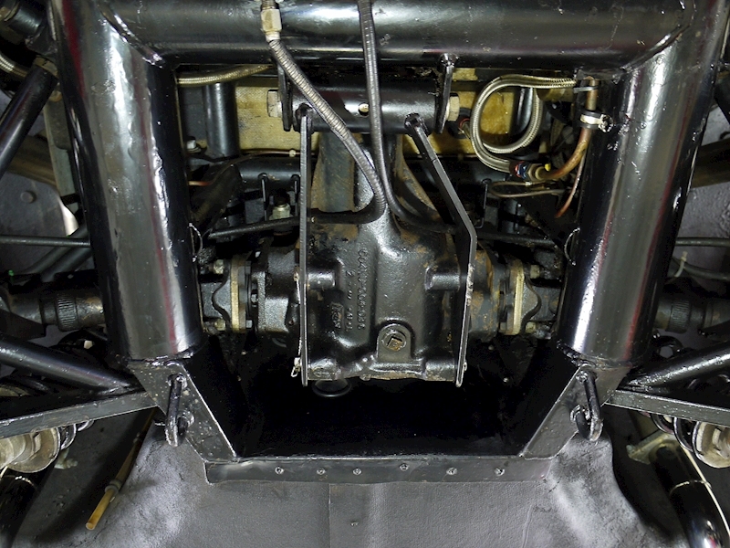 AC Cobra 302 MKIV with Factory SVO Lightweight Engine Conversion - Large 38