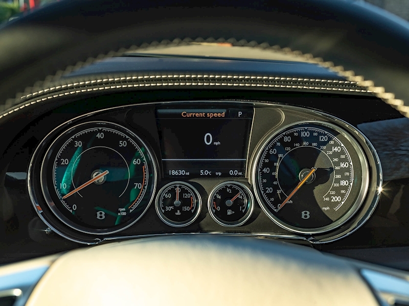 Bentley Continental GT 4.0 V8 S Mulliner - Large 35