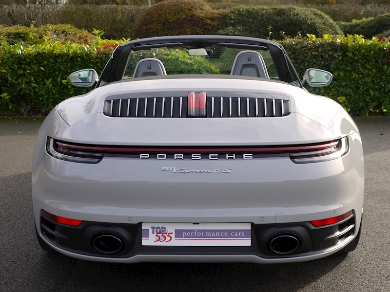 Porsche 911 (992) Carrera 4S Cabriolet 3.0 PDK - Large 24