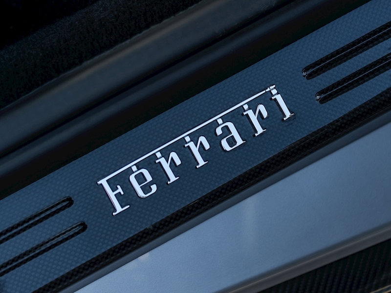 Ferrari Portofino - Large 16