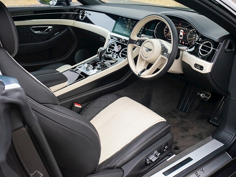Bentley Continental GT Mulliner W12 - Blackline Specification - Large 2