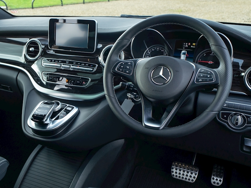 Mercedes-Benz V220d Sport Long - 8 Seater - Large 2