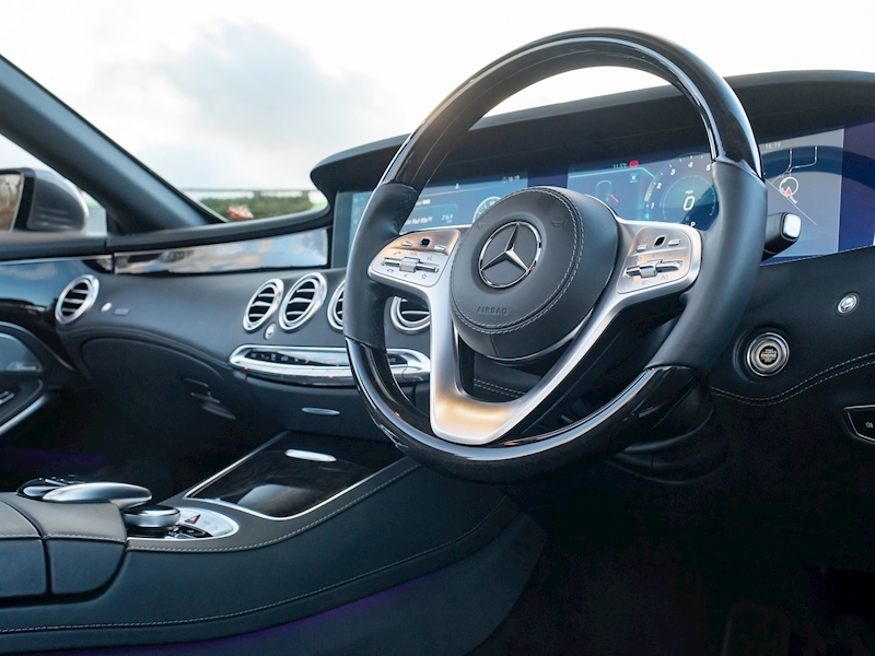 Mercedes-Benz S560 V8 AMG Line Premium Cabriolet - Large 19