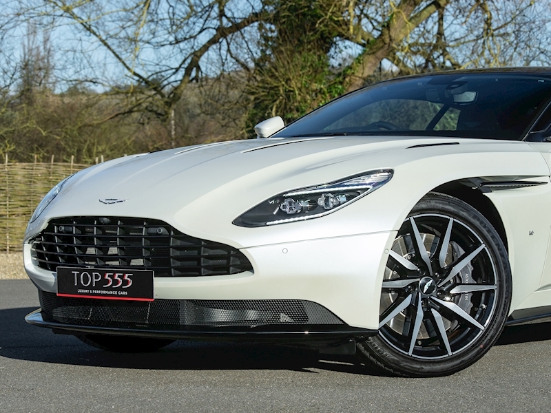 Aston Martin DB11 5.2 V12 Coupe -  Launch Edition - Large 4