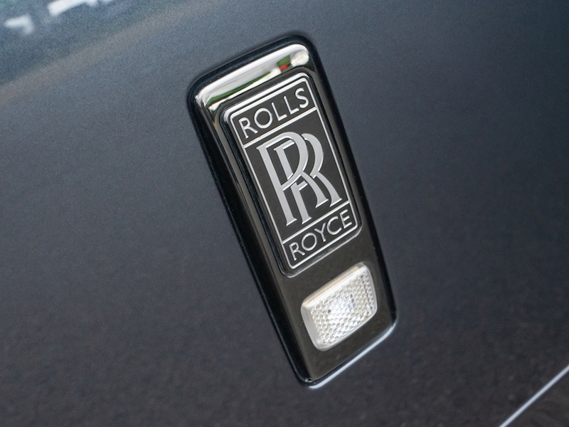 Rolls-Royce Wraith Black Badge - Large 11