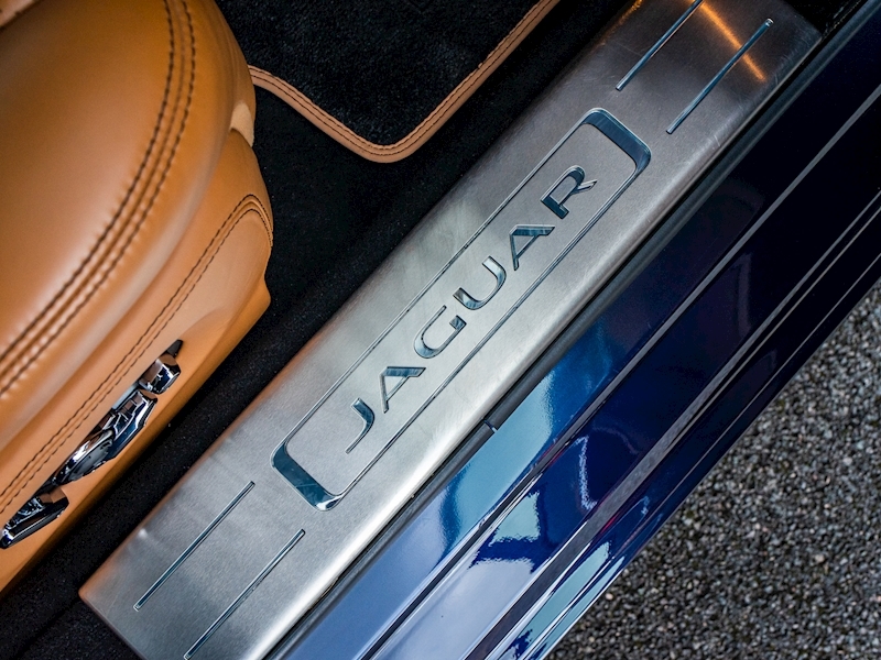 Jaguar XJ L 3.0D V6 Autobiography LWB - Large 35