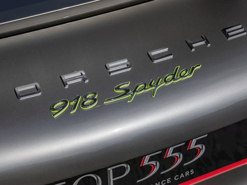 Porsche 918 Spyder - Car No 533/918 - Large 15