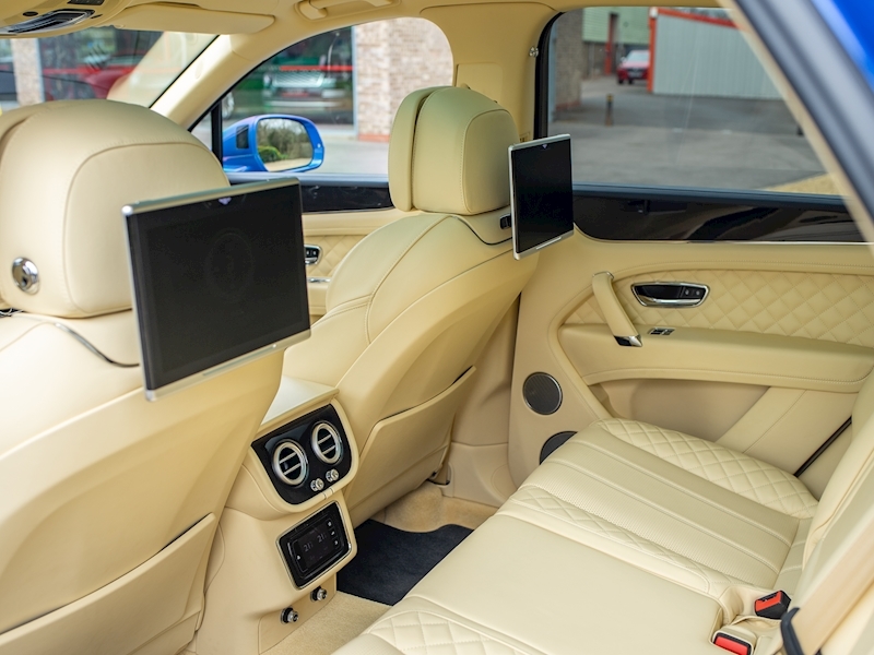 Bentley Bentayga W12 - Mulliner Driving Specification - Large 24