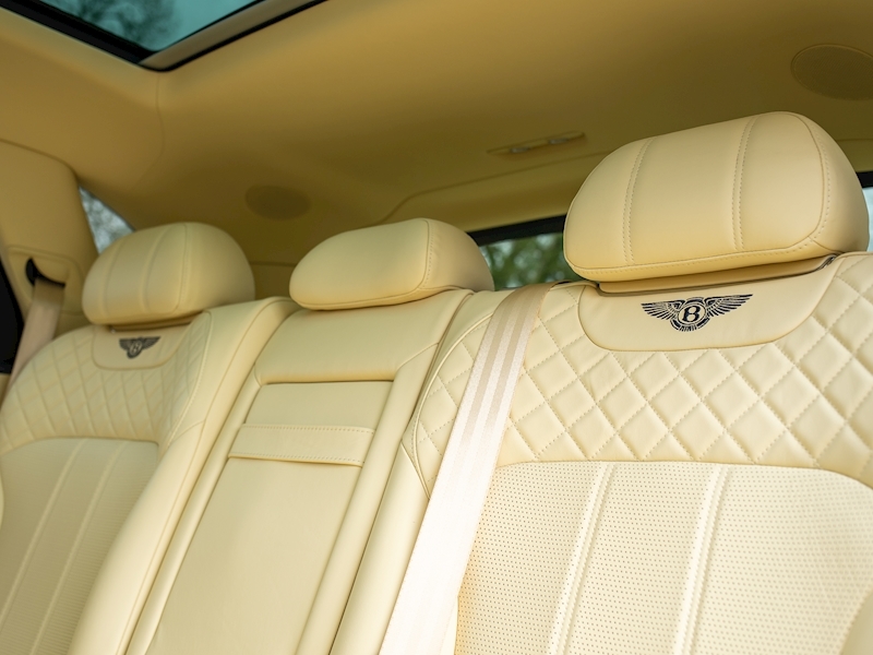Bentley Bentayga W12 - Mulliner Driving Specification - Large 26