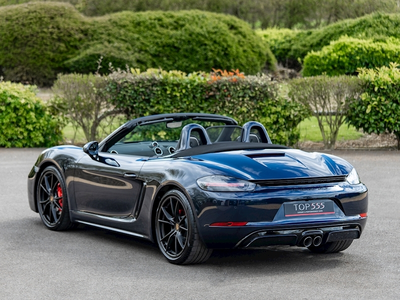 Porsche 718 Boxster GTS 2.5 - PDK - Large 0