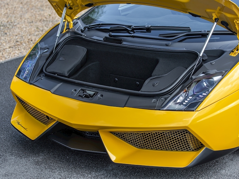 Lamborghini LP570-4 Performante Spyder - Large 59