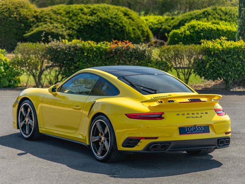 Porsche 911 (991.2) Turbo S 3.8 Coupe PDK - Large 0