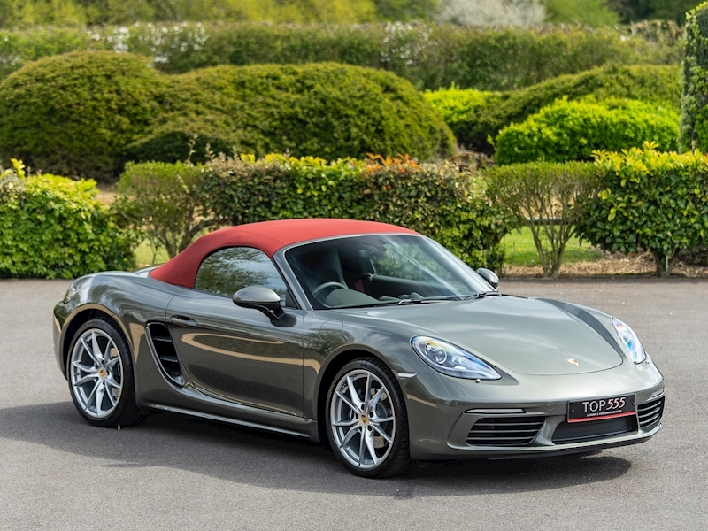 Porsche 718 Boxster 2.0 - Manual - Large 10