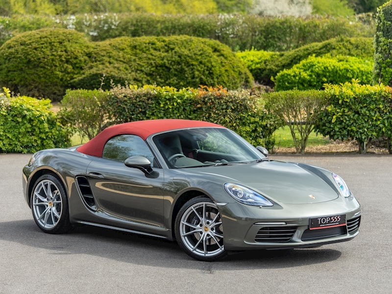 Porsche 718 Boxster 2.0 - Manual - Large 13