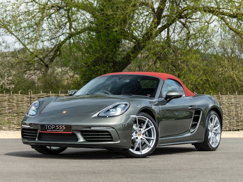 Porsche 718 Boxster 2.0 - Manual - Large 2