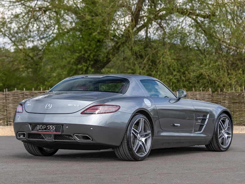 Mercedes-Benz SLS AMG Coupe - Large 20