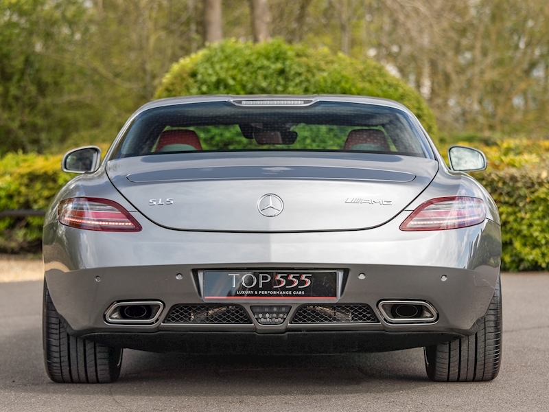 Mercedes-Benz SLS AMG Coupe - Large 42