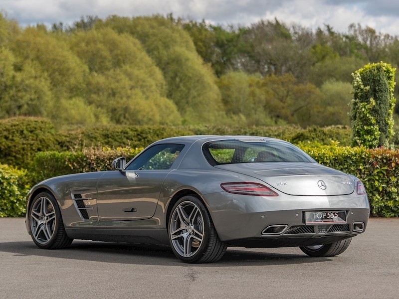 Mercedes-Benz SLS AMG Coupe - Large 43