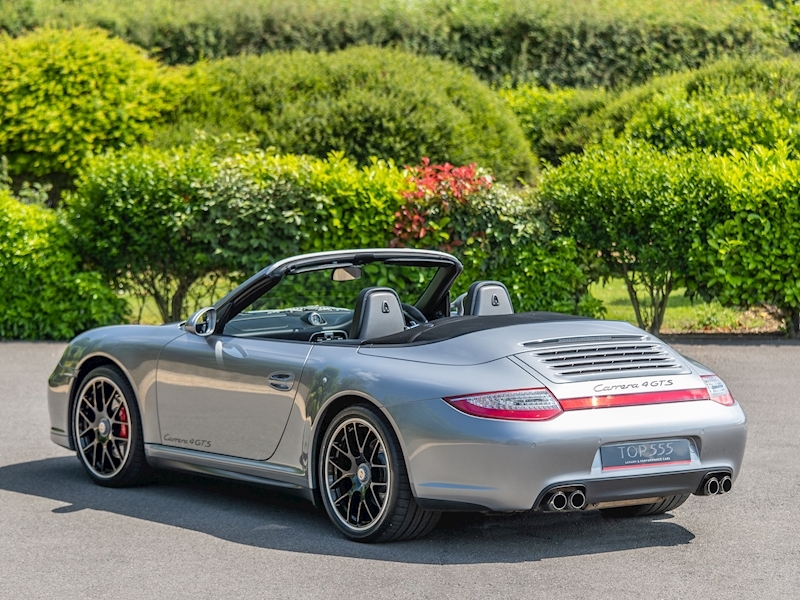 Porsche 911 [997] Carrera 4 GTS Cabriolet PDK - Large 29