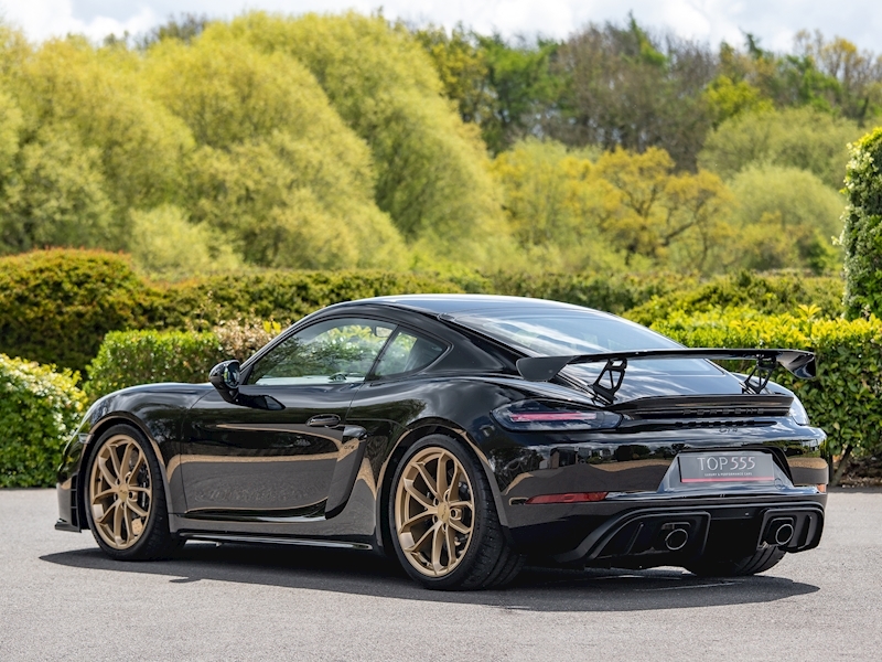 Porsche 718 CAYMAN GT4 4.0 CLUBSPORT - Large 0