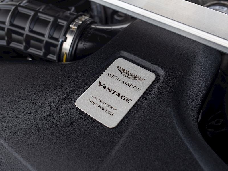 Aston Martin V8 Vantage 4.0 - Large 32