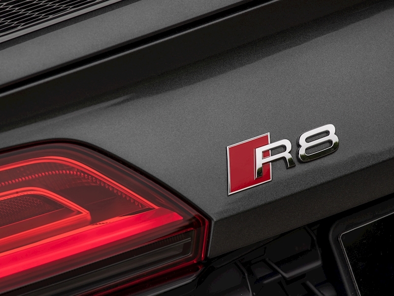 Audi R8 V10 Performance Coupe - Large 18