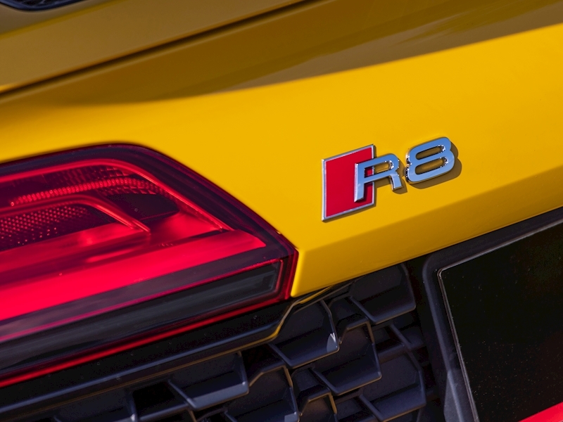 Audi R8 V10 Performance Coupe - Large 20
