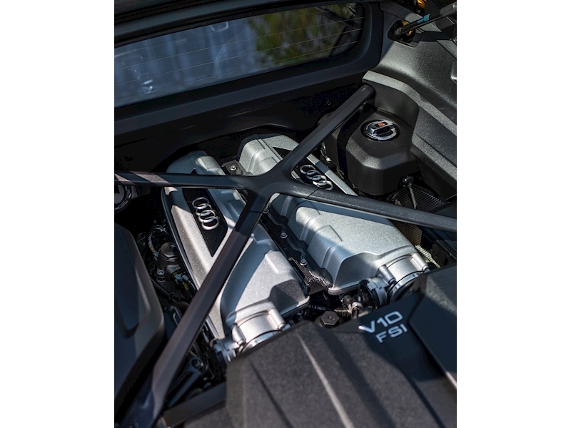 Audi R8 V10 Performance Coupe - Large 21